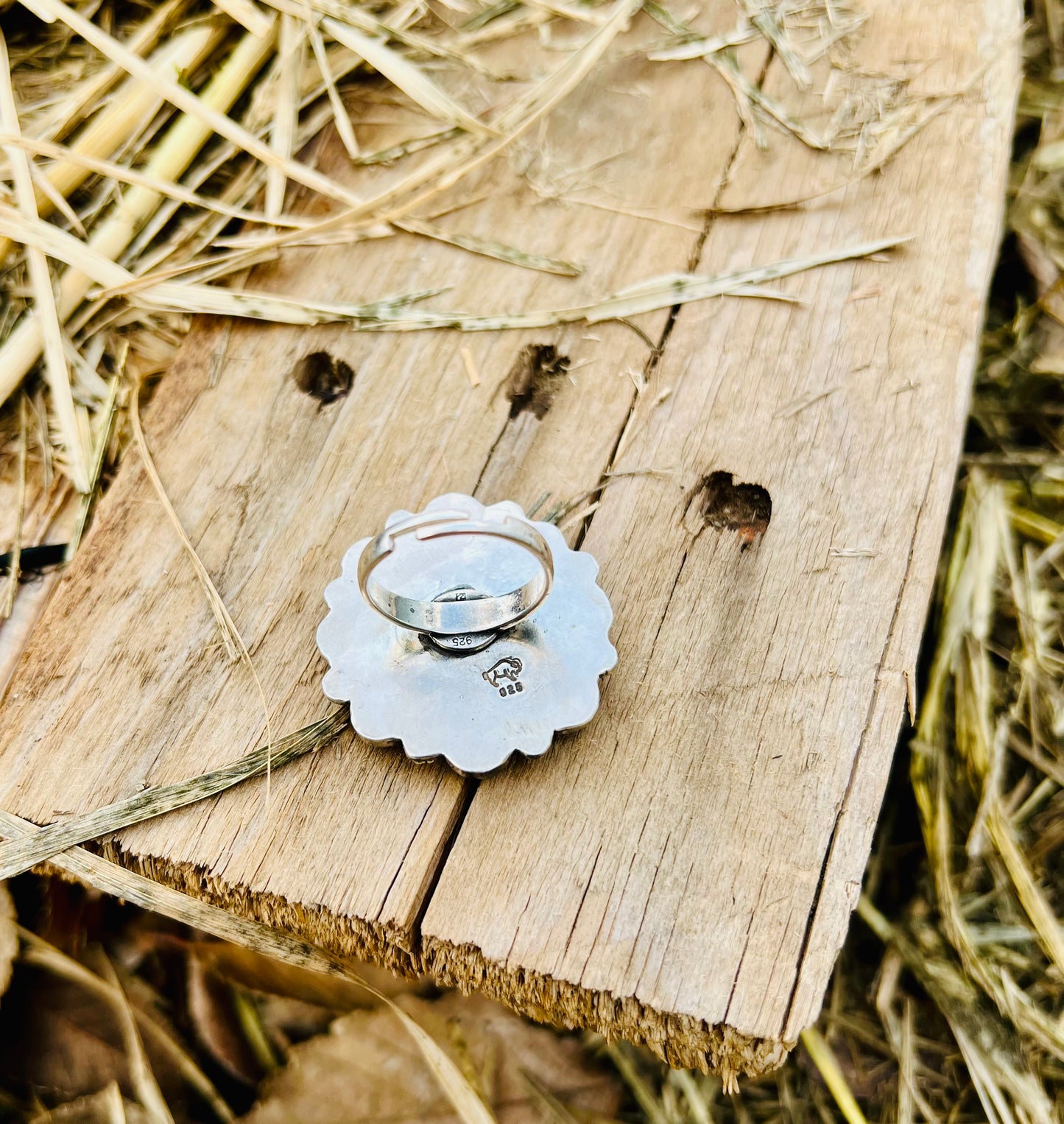 The Flower Cluster Ring