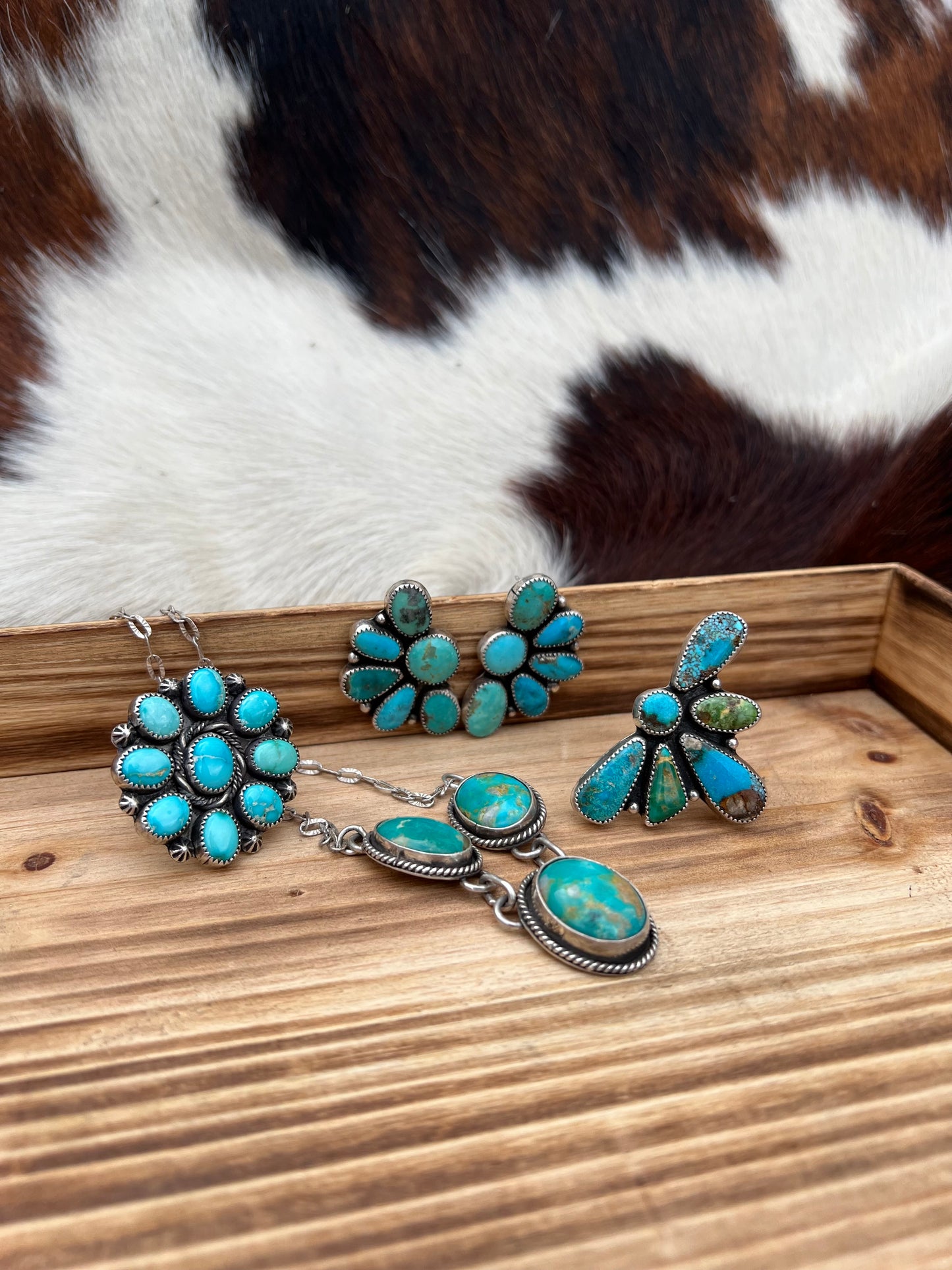 The Flower Cluster Ring