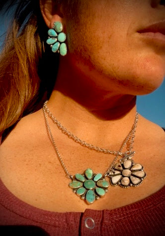 Kingman Flower Necklace