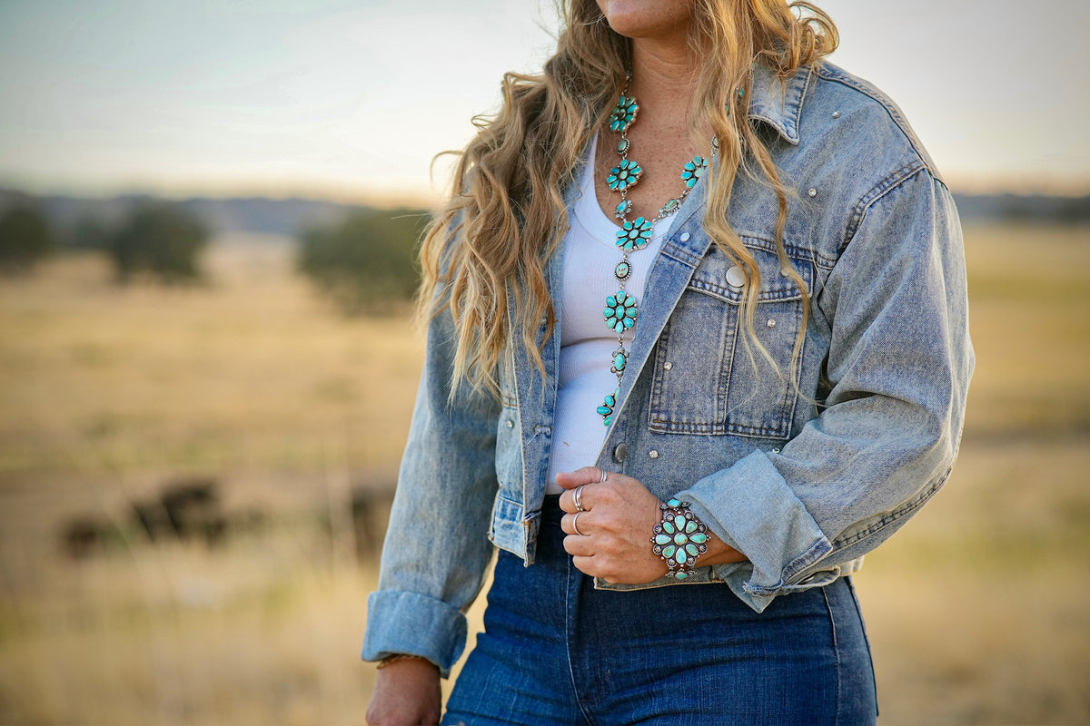 The Jolene Lariat