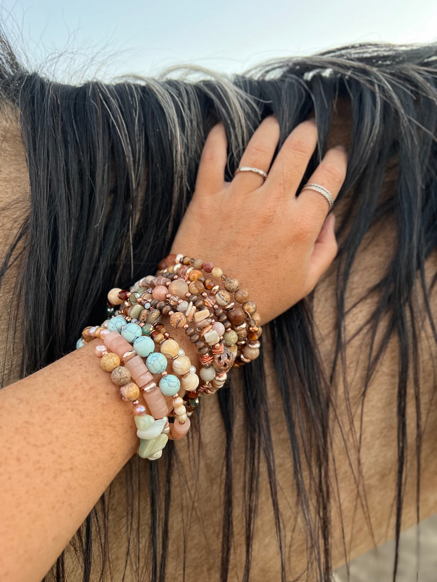 Buckskin Beauty Memory Wire Bracelet