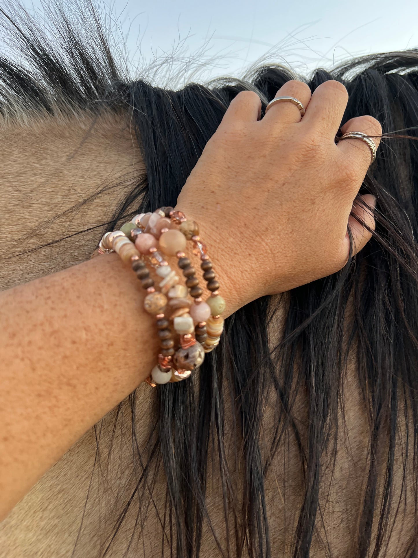 Buckskin Beauty Memory Wire Bracelet